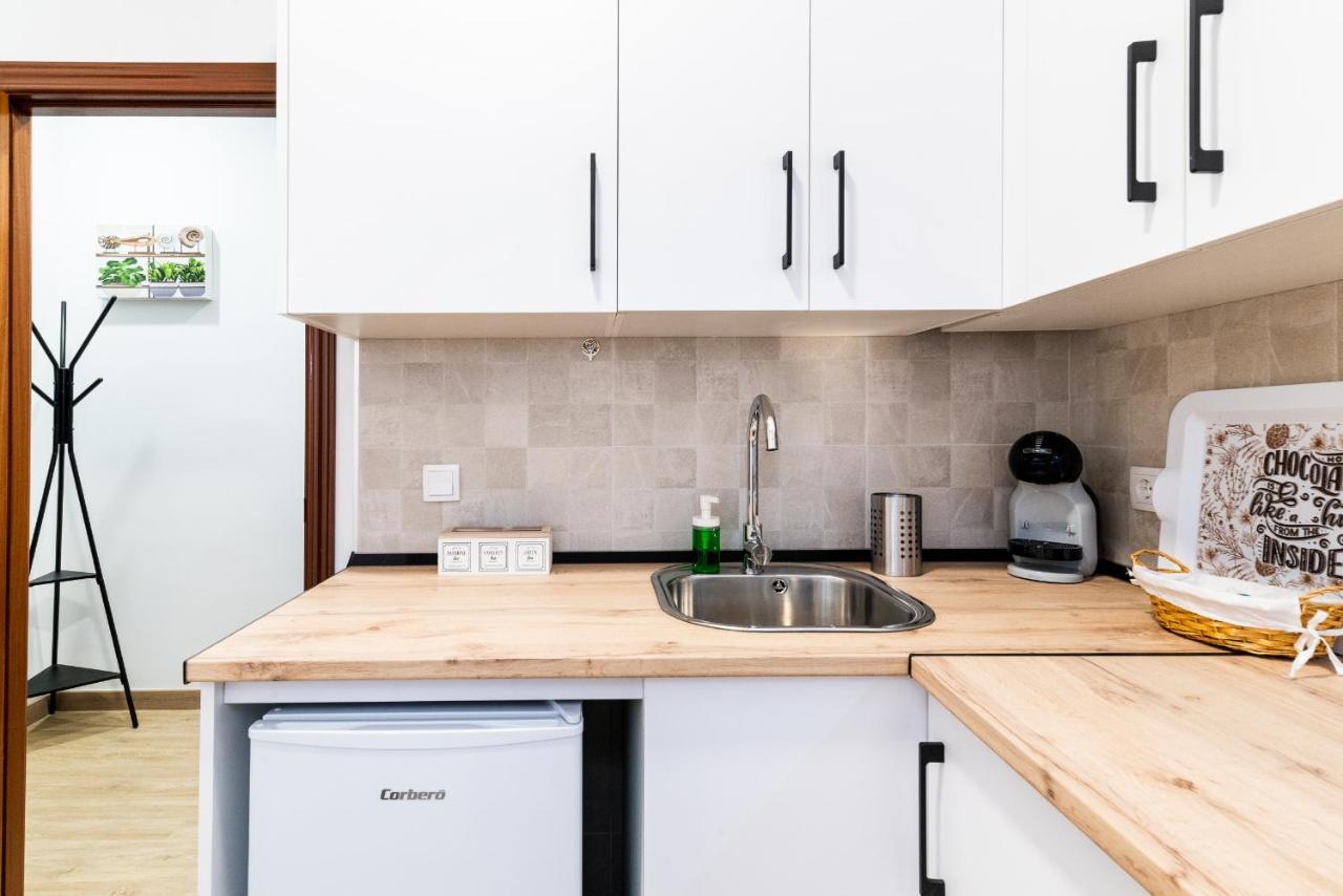 Apart. Santa Paula En Гранада Екстериор снимка