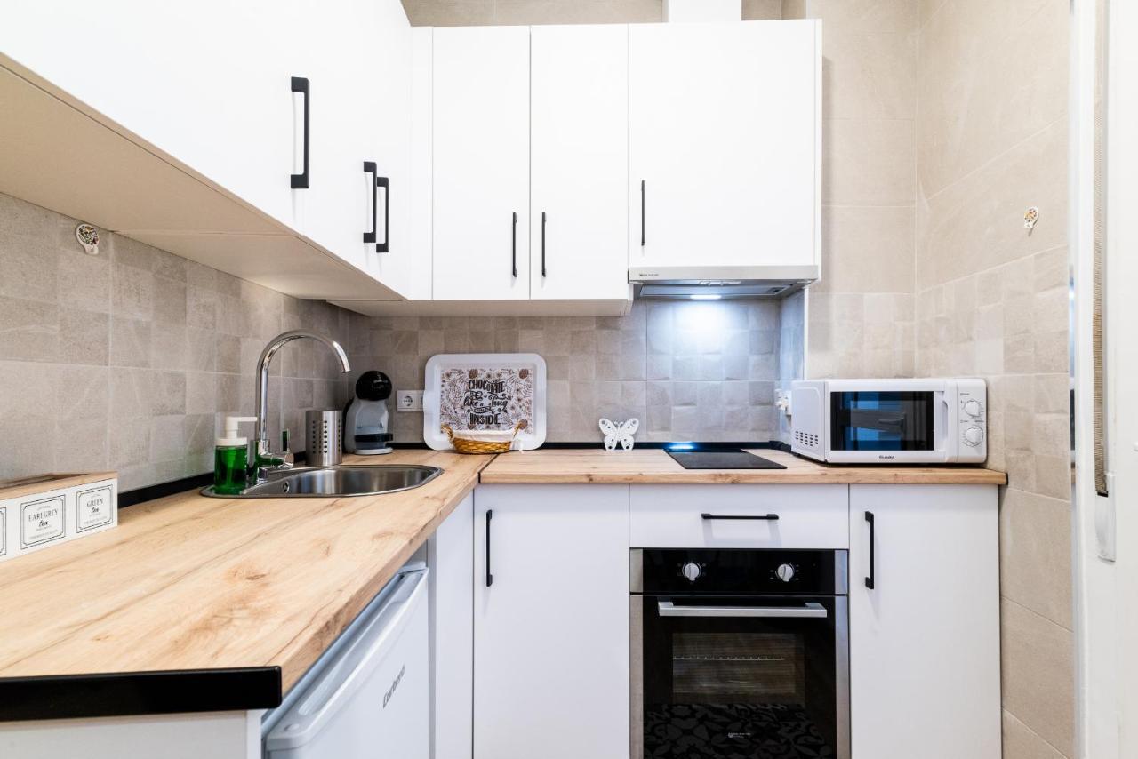 Apart. Santa Paula En Гранада Екстериор снимка