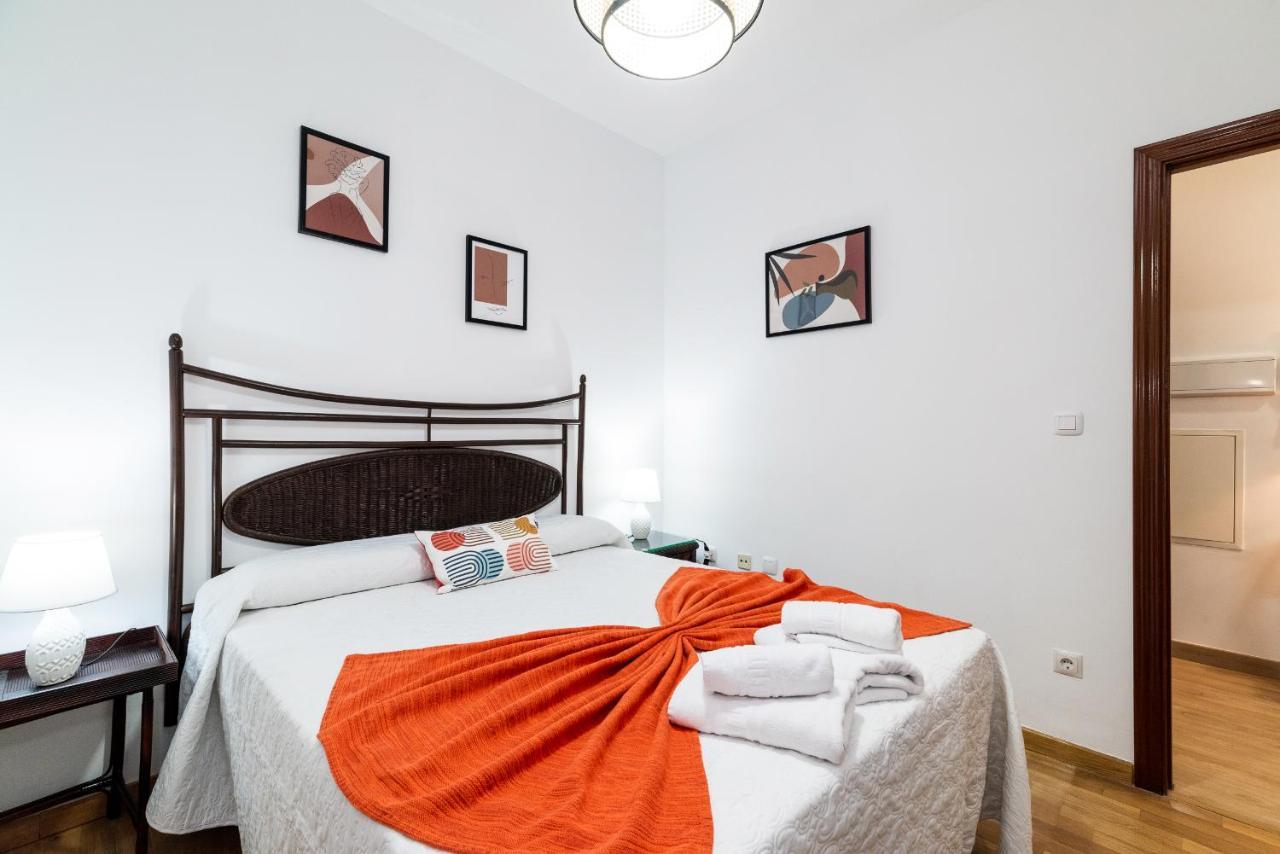 Apart. Santa Paula En Гранада Екстериор снимка